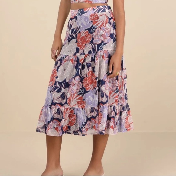 Lulu's | Floating Through Flowers Tiered Midi Skirt | Sz S - Picture 1 of 10